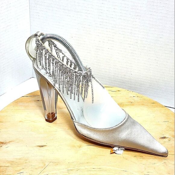 St. John - Picture 3 of 16